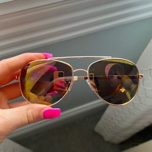 Oscar De La Renta Women’s Aviator Sunglasses